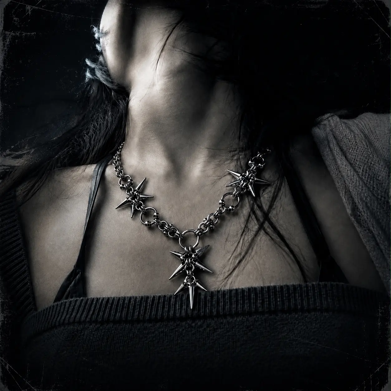Obscura Cult necklace